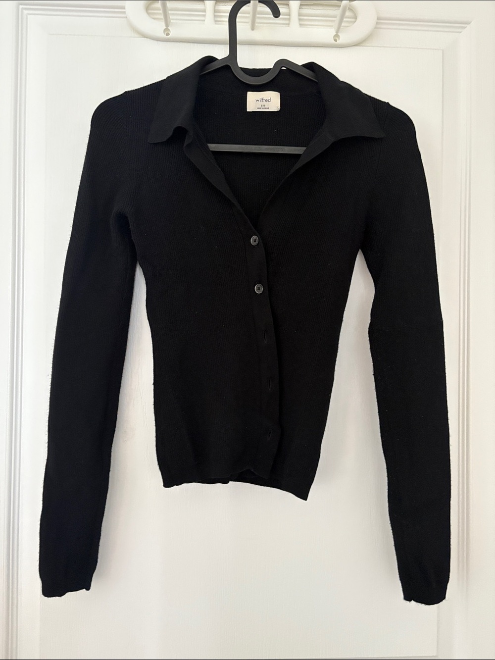 Wilfred Black Button-Down Collared Ribbed Top - Picture 1 of 3